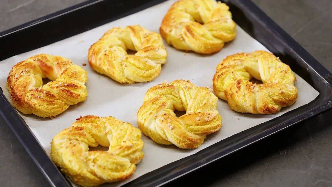 行还超松软！来试试这个面包卷儿爱游戏app手机版好看好吃得不(图4)